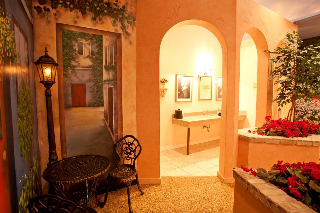 Destinations Inn Theme Rooms Idaho Falls Extérieur photo