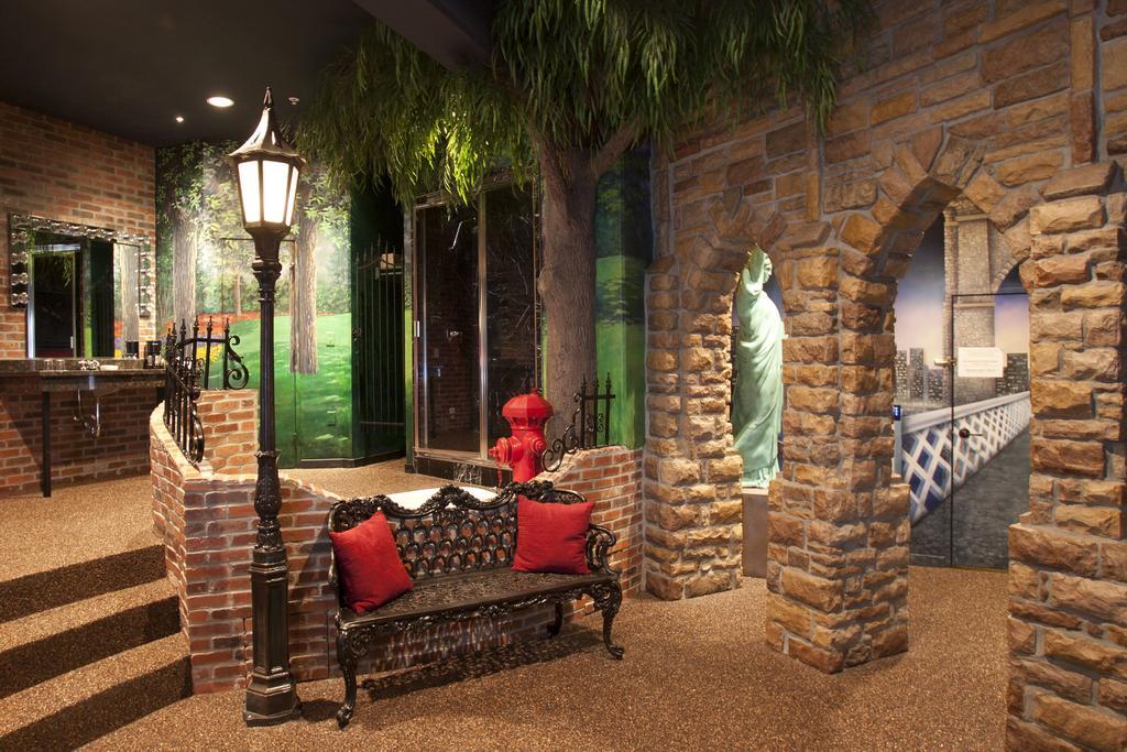 Destinations Inn Theme Rooms Idaho Falls Extérieur photo